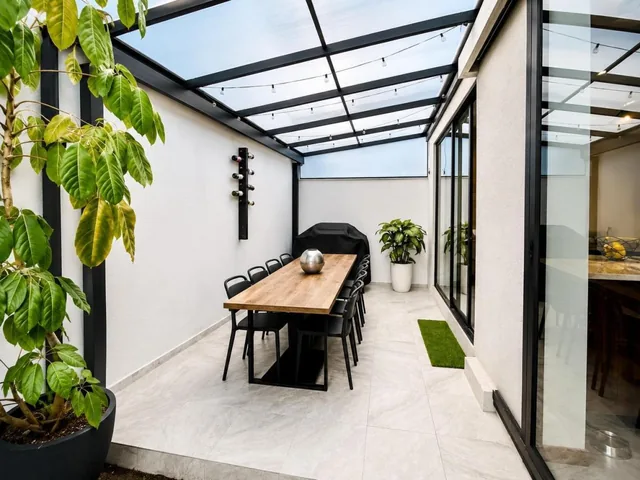 Casa con Ascensor en Venta en Tumbaco Sector Megakiwi — imagen 4