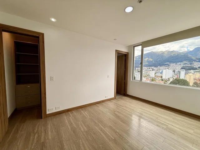 Departamento en La Mariscal — imagen 5