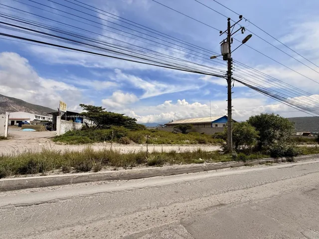 Vendo Terreno de 2.850 m² en San Antonio de Pichincha — imagen 2