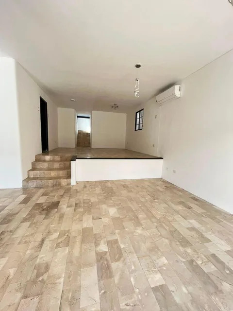 Vendo Linda Casa Remodelada en Ceibos Norte, a Desnivel, 4 Dorm., Terraza, Guayas — imagen 4