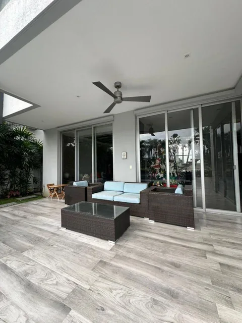 Samborondón Km 7 Laguna del Sol Casa Al Lago, Guayas — imagen 2