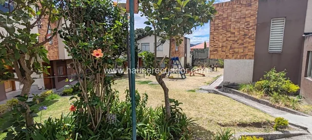 Casa en Conocoto | 3 Dorm., Jardín y Bbq Dentro de Conjunto Privado. Provincia de Pichincha — imagen 2