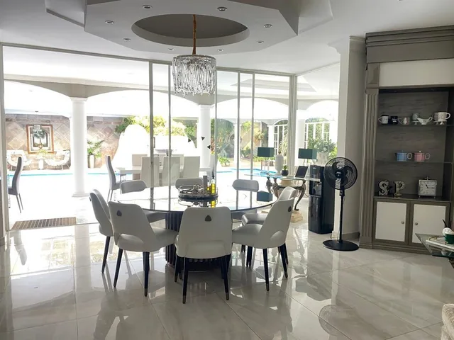 Casa de Lujo de Una Planta en Urb Privada Cumbaya (Prox Ruta Viva) — imagen 2