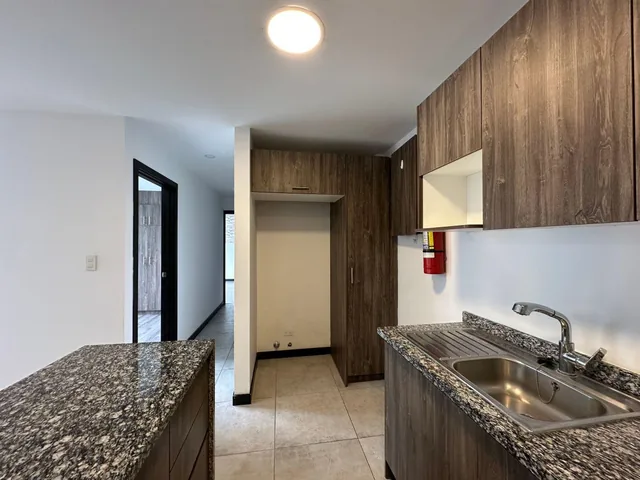 Vendo Bellavista Alta Excelente Departamento 2 Dorm., Terraza 1 Estacionamiento y 1 Bodega. Provincia de Pichincha — imagen 3