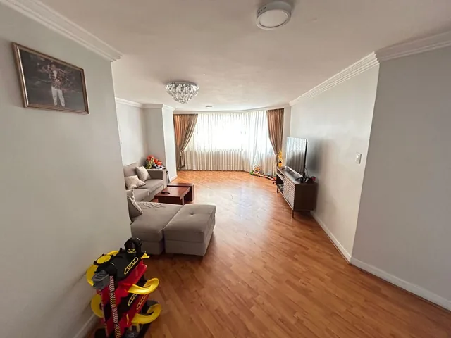 Venta Alonso de Torres Excelente Departamento Tres Dorm. — imagen 5