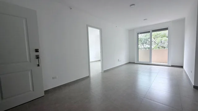 Departamento de con 2 Habitaciones en Venta en Samborondón, Guayas — imagen 5