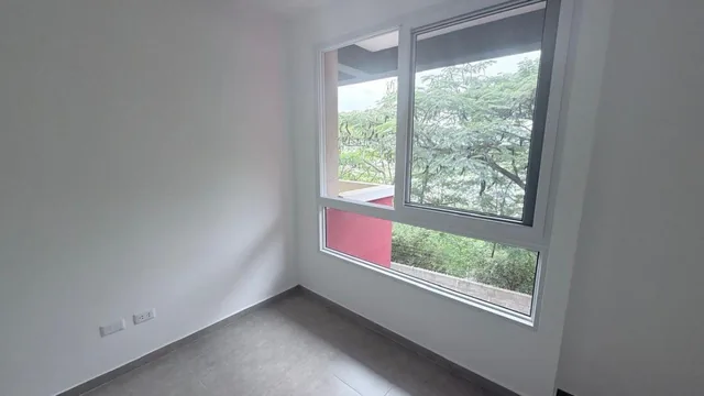 Departamento de con 2 Habitaciones en Venta en Samborondón, Guayas — imagen 4
