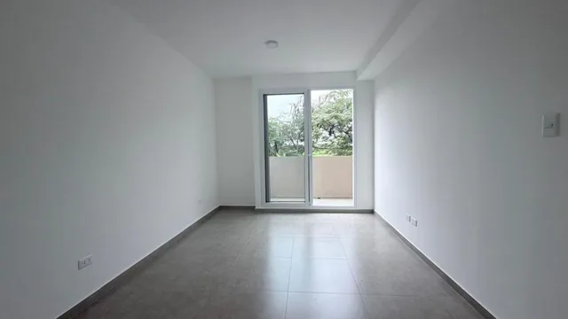 Departamento de con 2 Habitaciones en Venta en Samborondón, Guayas — imagen 3