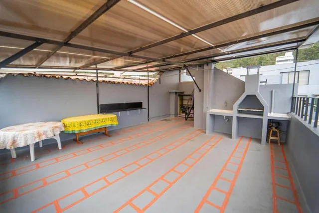 Casa en Venta El Bosque Quito Tennis 300 m² Independiente Comercial o Residencia — imagen 2