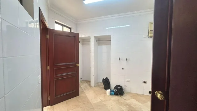 Samborondón, Hermosa Casa en Renta de 4 Dorm. en Urbanización de Alta Plusvalía, Guayas — imagen 4