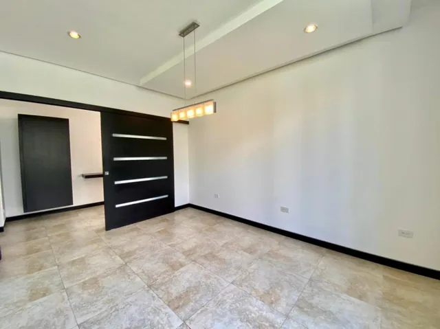 Casa de Lujo en Venta Sector Rancho San Francisco — imagen 5