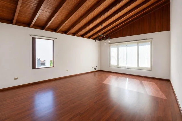 Casa de 551 m² en Nayón, Miravalle 3 — imagen 2
