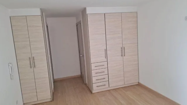 Vendo de Oportunidad Dep de 11 m². Sector Mall del Jardin — imagen 2