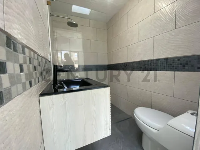 Venta Amplia Casa Dentro de Conjunto Valle de Los Chillos Conocoto — imagen 4