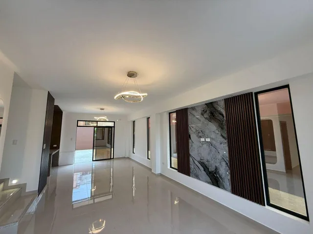 Vivienda en Primera Etapa de Urb. Plaza Asturias — imagen 4