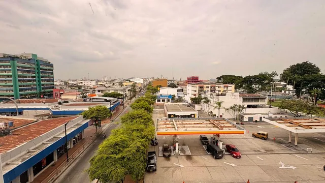 Venta Departamento Remodelado Condominio San Sebastian (Barrio Centenario), Guayas — imagen 4