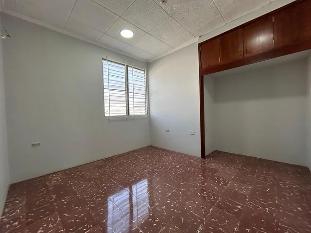 Alquilo/ Vendo Casa Amplia Planta Baja en La Ciudadela Bolivariana, Guayas — imagen 5
