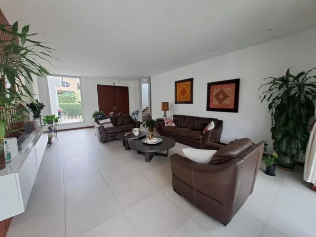 Se Vende Linda Villa con Piscina, con Terreno Adjunto Urbanización Cerrada, Guayas — imagen 4