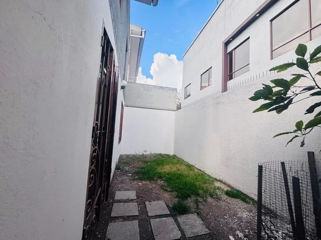 Vendo Casa de Oportunidad Sector Las Pencas Dentro de Ciudadela $137.000, Azuay — imagen 5