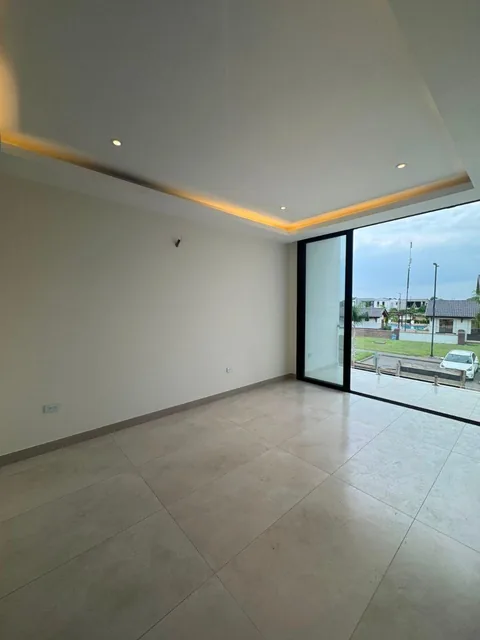 Casa de Estreno Isla Celeste Villa Oasis - Samborondón, Guayas — imagen 3