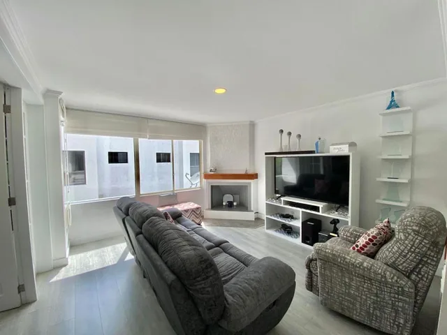 Vendo, Casa en Vista Grande Cumbaya, Quito - Ecuador — imagen 4
