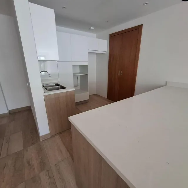 Departamento de Venta, Tres Habitaciones, Tres Baños, Terraza, Amendidades en Cumbaya — imagen 5