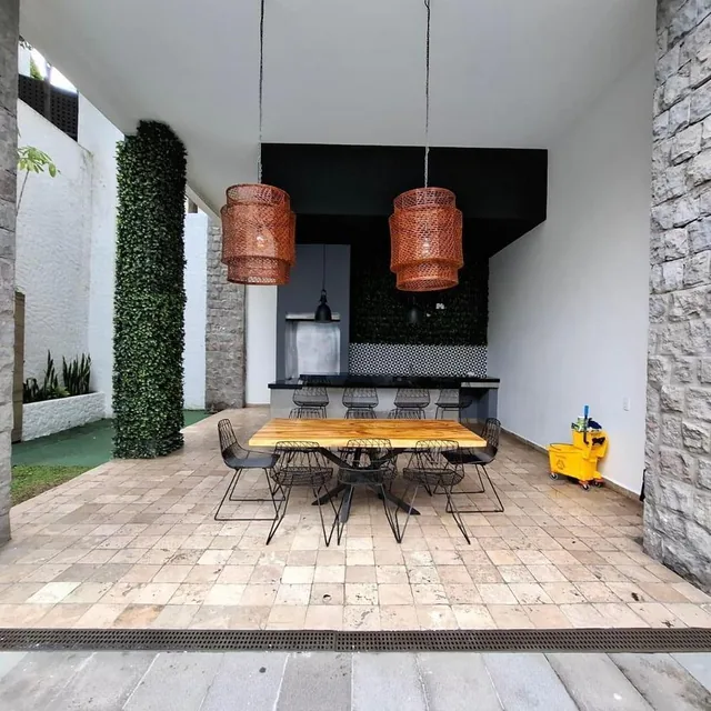 Departamento de Venta, Tres Habitaciones, Tres Baños, Terraza, Amendidades en Cumbaya — imagen 2