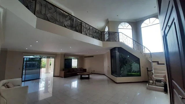 Laguna Club Se Alquila o Vende Linda Casa con Amplias Áreas Exteriores!, Guayas — imagen 3