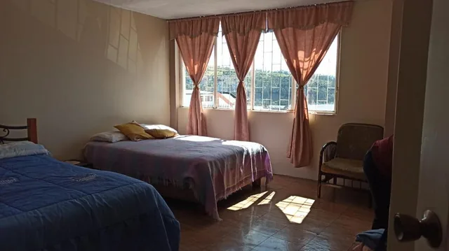 Casa Rentera en Venta en El Sector de Lomas de Puengasi. Barrio Obrero Independiente — imagen 3