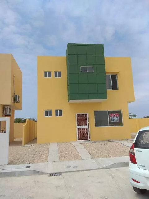 Venta de Casa de 213 m en Urbanización Cerrada, 2 Dorm. en Playas. en La Vía Playas Data, Guayas — imagen 3