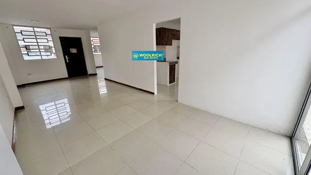 Urbanización Cataluna, Vendo Casa 4 Dorm, 150 m², Guayas — imagen 2