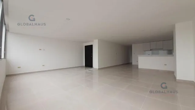Venta de Departamento en 9 de Octubre y Av del Ejercito, 3 Habitaciones Y. R. Guayas — imagen 5