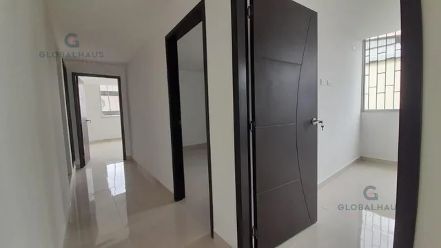 Venta de Departamento en 9 de Octubre y Av del Ejercito, 3 Habitaciones Y. R. Guayas — imagen 2