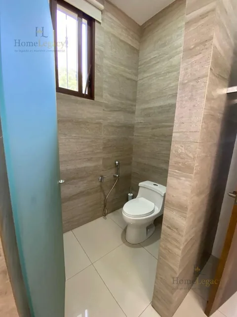 Casa en Venta con Piscina en Samborondón: Lujo en Una Sola Planta Am, Guayas — imagen 4