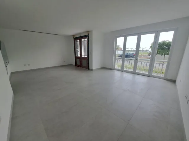 Casa en Venta en Samborondón de 4 Dorm., Guayas — imagen 3