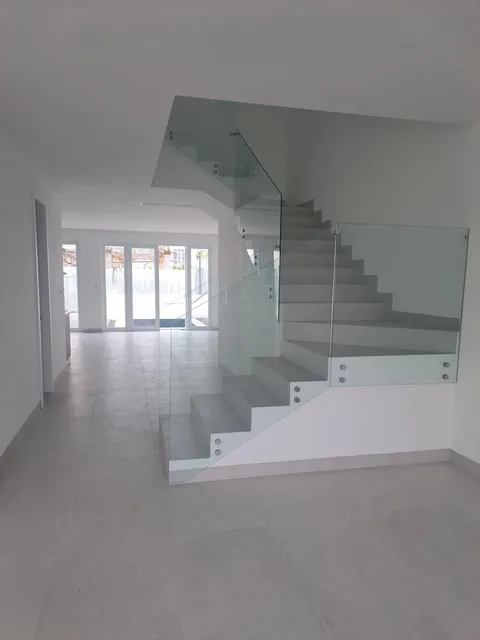 Casa en Venta en Samborondón de 4 Dorm., Guayas — imagen 2