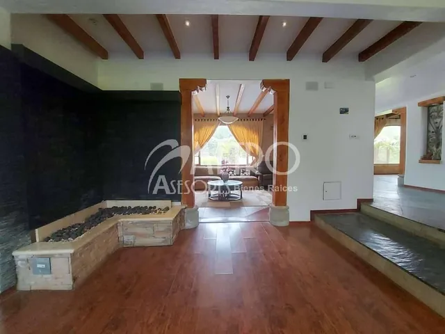 Casa en Venta en Guayllabamba Urb. Oficiales de La Policía Nacional — imagen 3
