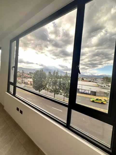 Venta o Renta de Oficina, Sector Arenal Tumbaco — imagen 3