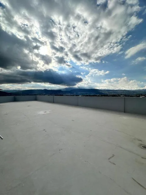 Venta o Renta de Oficina, Sector Arenal Tumbaco — imagen 2