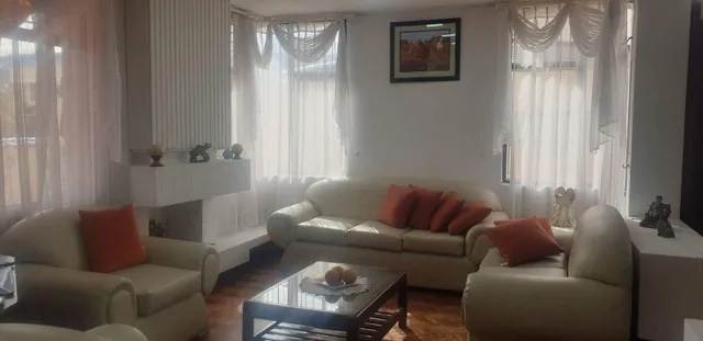 Casa en Conocoto en Venta en Av Ilalo — imagen 5