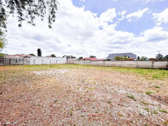 Venta de Terreno Dentro de Urbanización en Sangolquí — imagen 2
