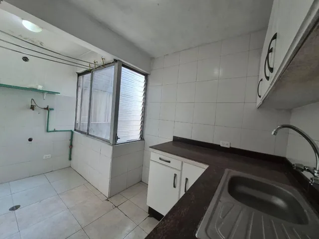 Departamento de 68 m² con 3 Dorm. en Venta en de Los Granados — imagen 5