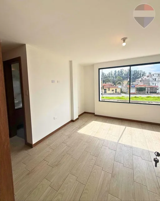 Casa en Venta en Mushuñán – Sangolquí | con Patio y Terraza — imagen 3