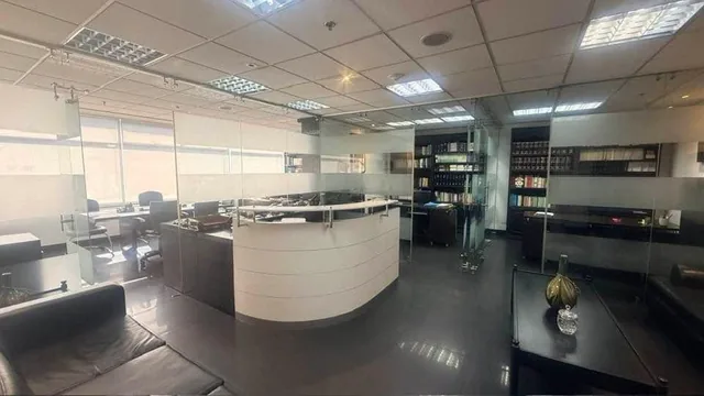 Venta Oficina Sector La Coruña - Edificio Coorporativo — imagen 2