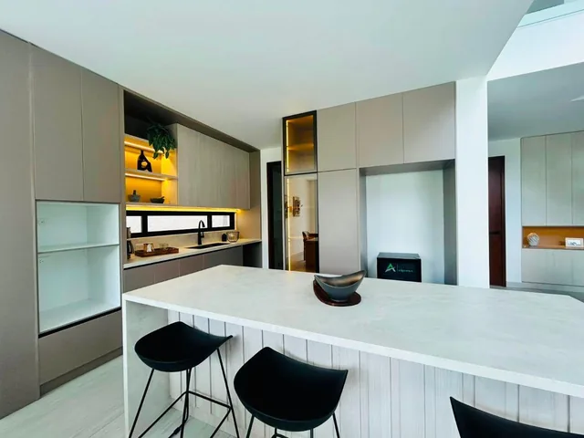 Casa No Adosada de 208 m² y 95 m² de Jardín de Venta en Cumbayá — imagen 3