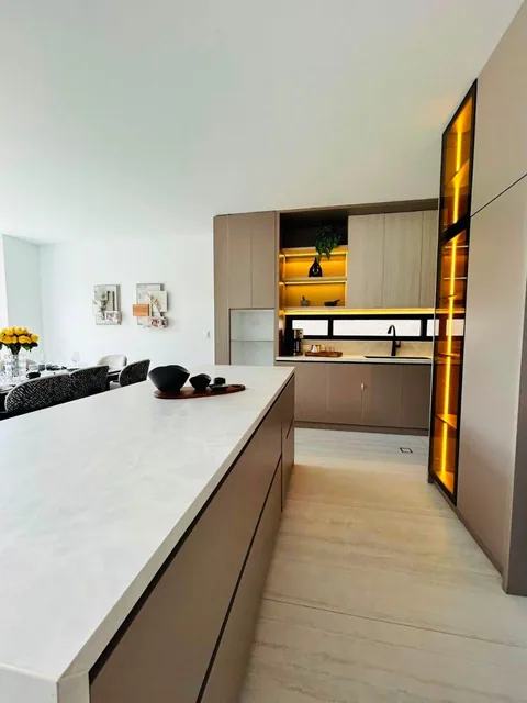 Casa No Adosada de 208 m² y 95 m² de Jardín de Venta en Cumbayá — imagen 2