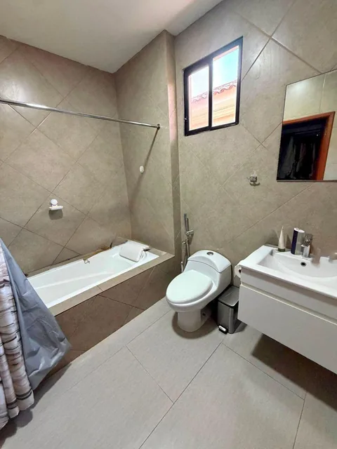 Casa de Venta Samborondon Km 2.5 Sector Uees, Guayas — imagen 4