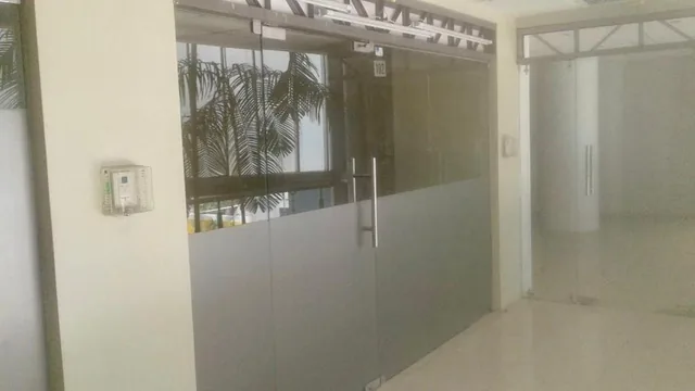 Edificio Equilibrium Venta/alquler Local, Guayas — imagen 4