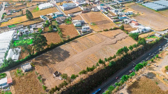 Lotes Urbanos de 500 m² en El Centro de La Esperanza | Pedro Moncayo — imagen 2
