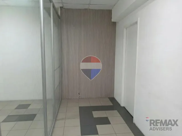 Venta de Oficina 109 m², Seguridad 24/7, Alborada, Guayas — imagen 5